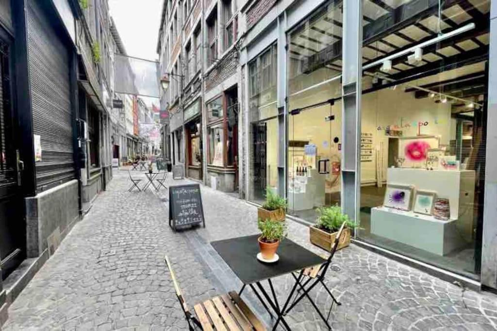 Le Neuvice - Place Du Marche, Quais, Bueren Liege Ngoại thất bức ảnh